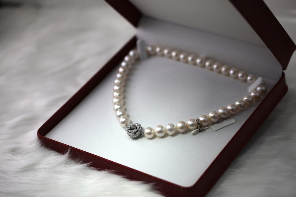 Types Of Pearls and Tips to Use Them